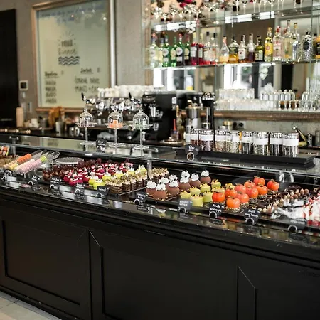 Paloma Hotel 4*